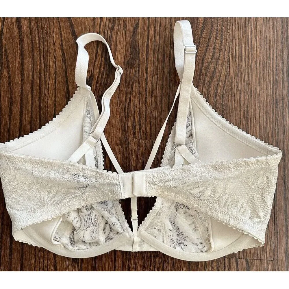 Victorias Secret Very Sexy‎ Ivory Metallic Unlined Plunge Bra Size 32DDD